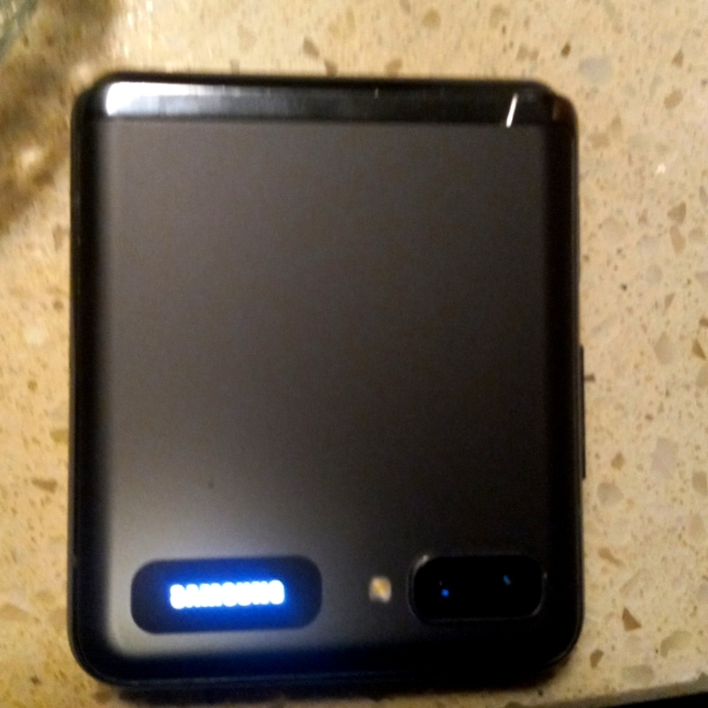 Samsung Z flip (3rd Generation) unlocked